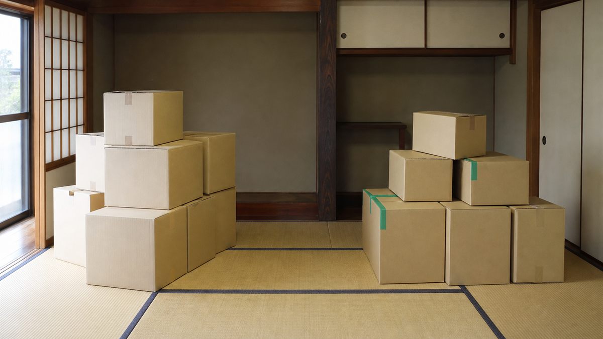 残す物と処分する物を分けた箱